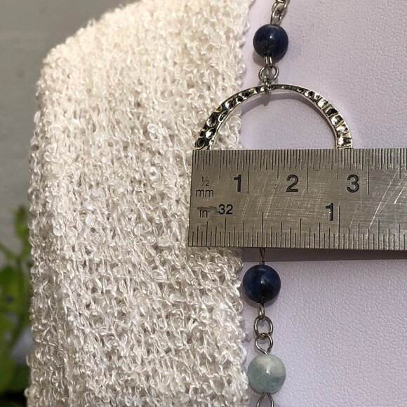 Stylish silver and gemstone necklace - Picture 6 of 9